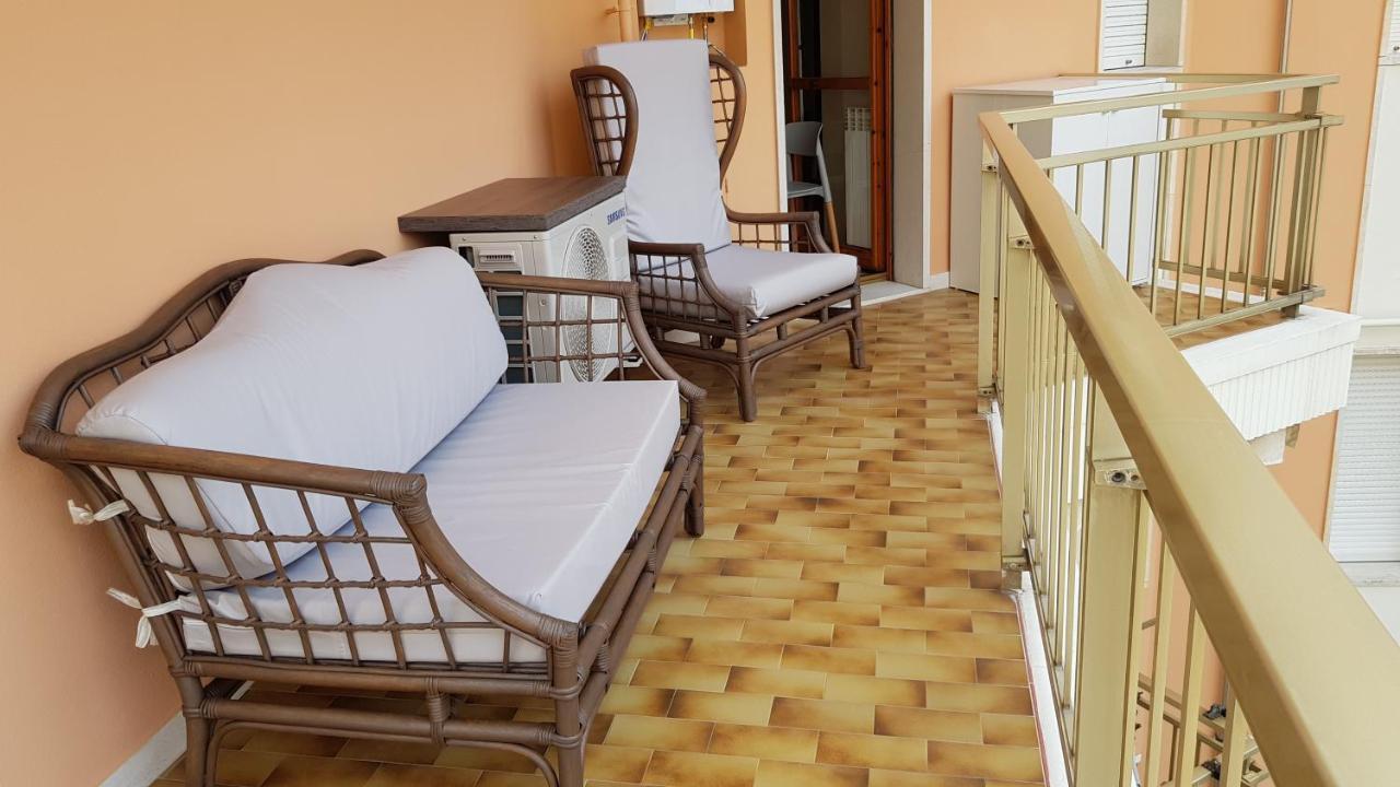 Casalmare Via Asse Ventimiglia Exterior foto